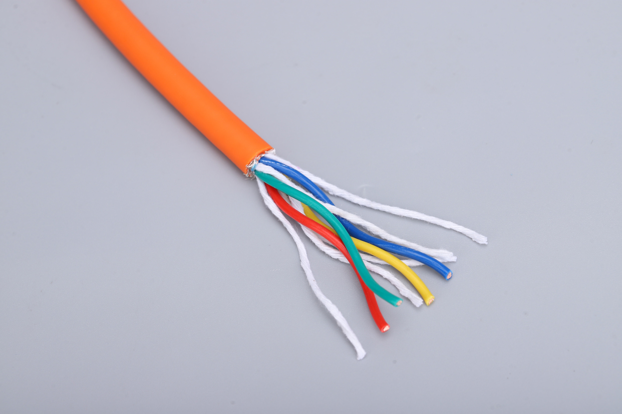 特種電纜的力量 TRVVP屏蔽、高柔性與信號(hào)穩(wěn)定性的深度解析